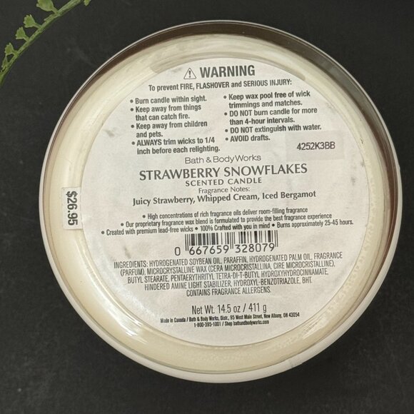 BBW Strawberry Snowflakes Bath & Body Works 3 Wick Candle Year 2024 Edition - Picture 10 of 10